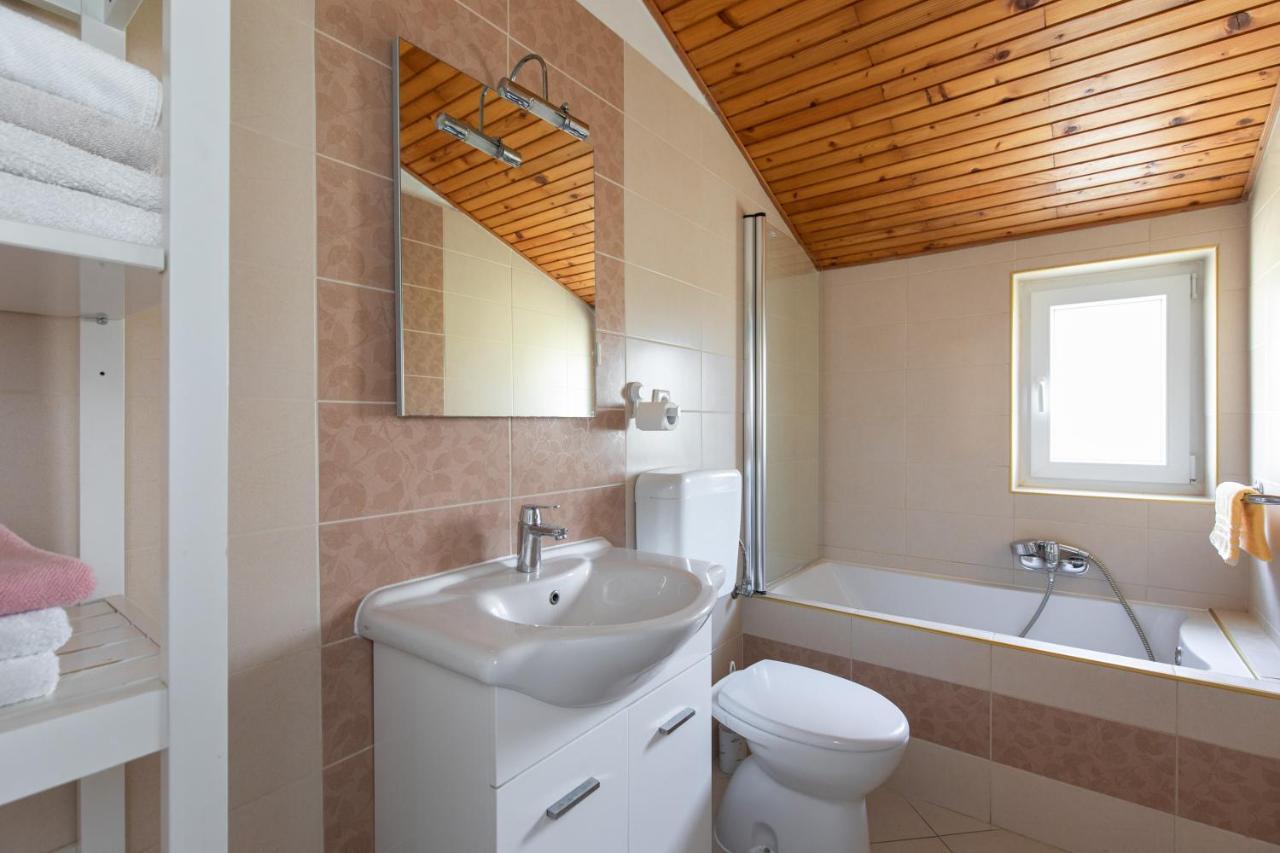 Apartment Ivanka 2 Башка Екстер'єр фото